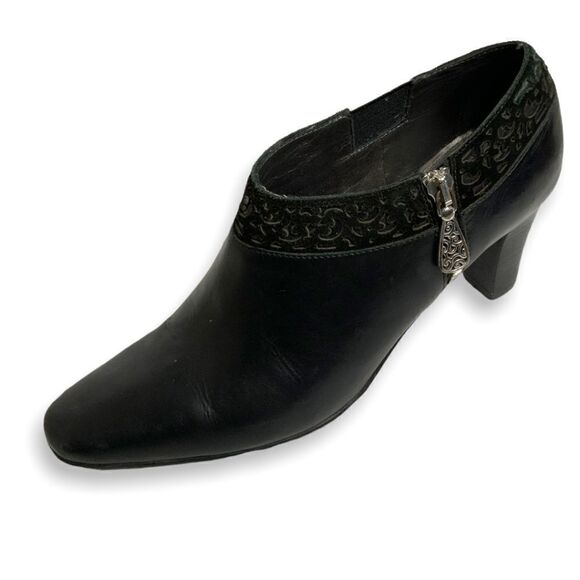 Brighton Black Genuine Leather Ankle Booties with Silver Hardware and Suede Trim - Picture 1 of 10